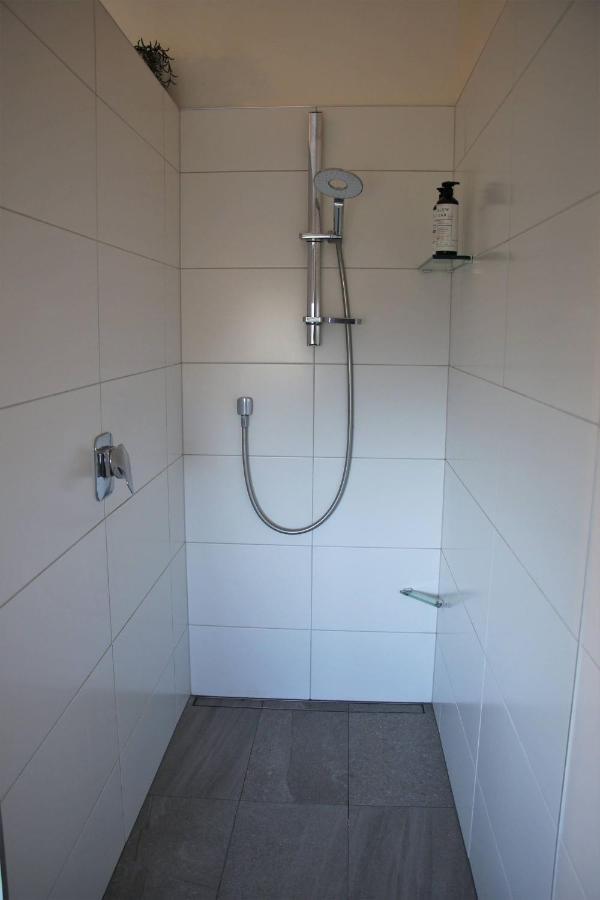 The Country Escape Apartment Fernhill Bagian luar foto
